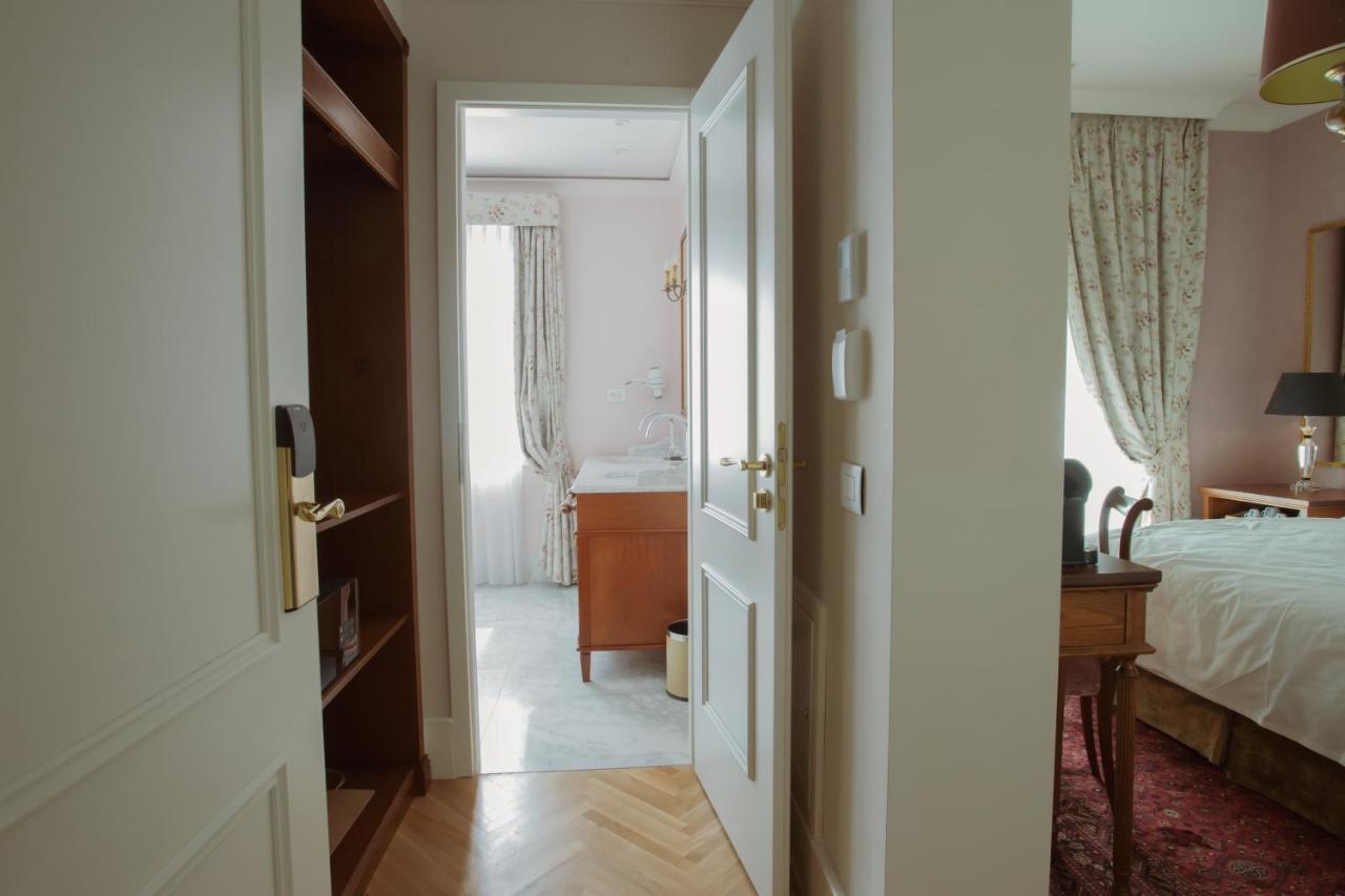 Ebel Boutique Hotel Tiranë Eksteriør bilde