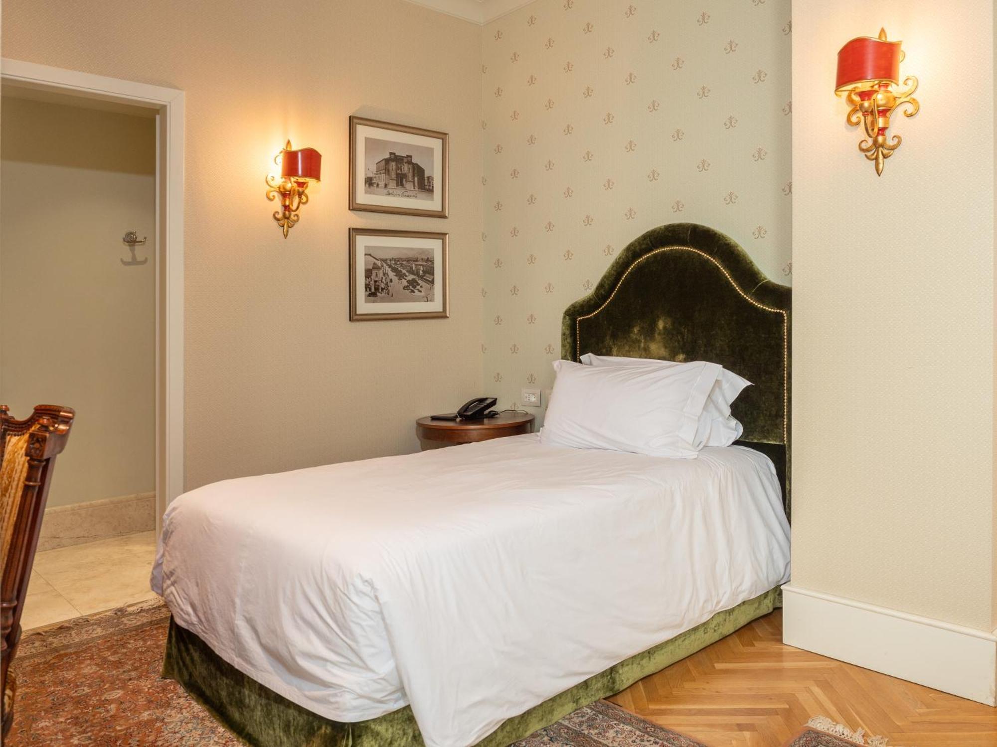 Ebel Boutique Hotel Tiranë Eksteriør bilde