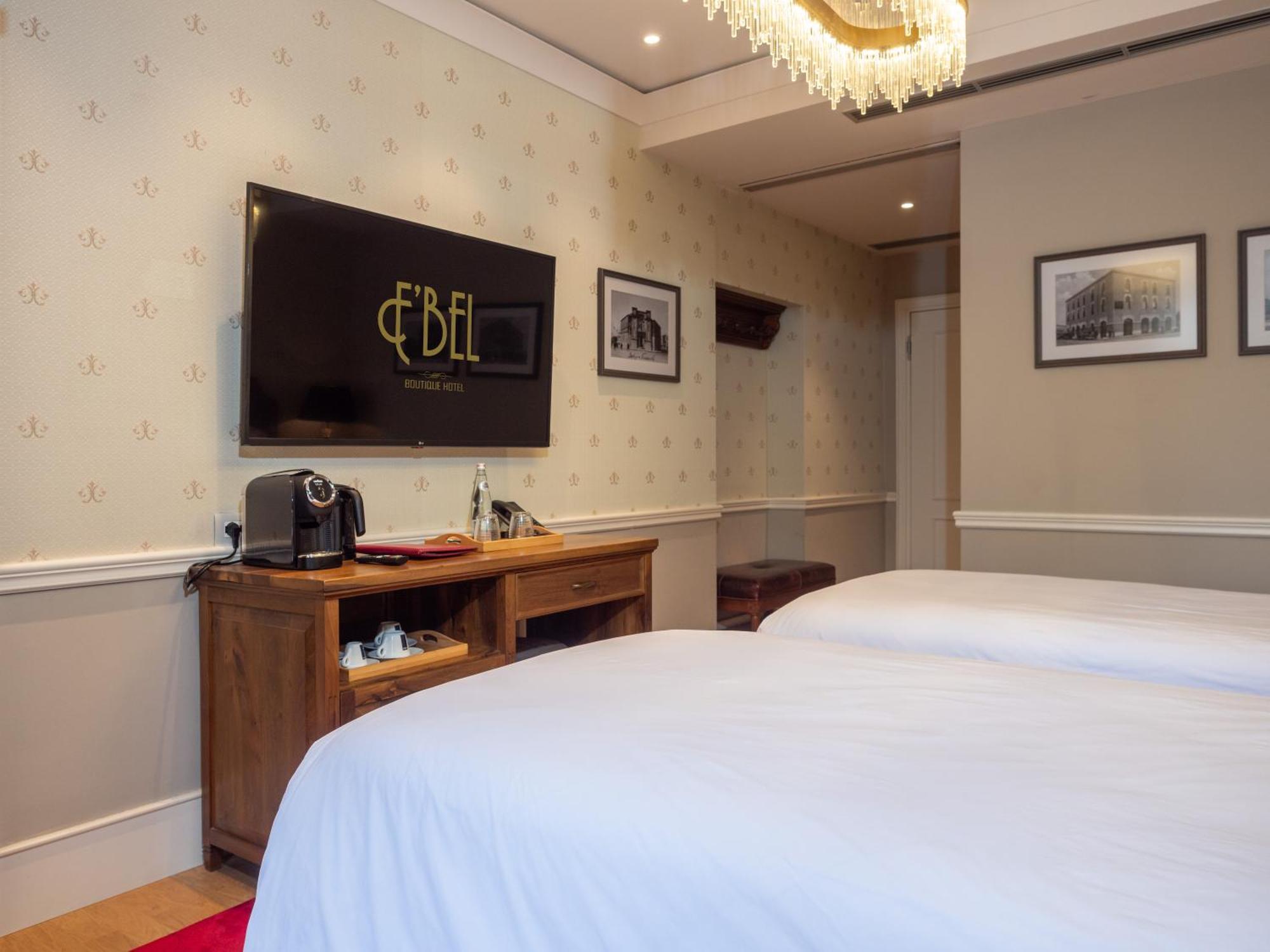 Ebel Boutique Hotel Tiranë Eksteriør bilde