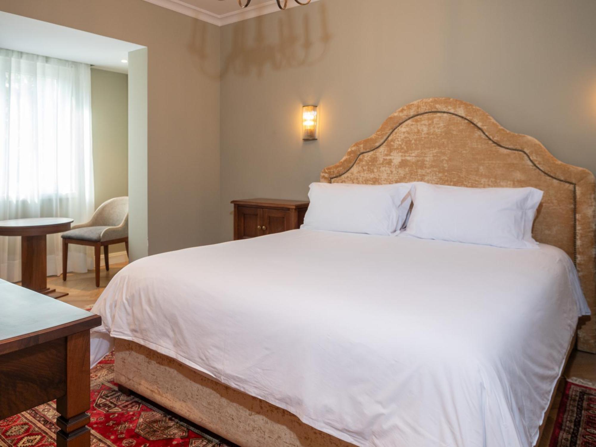Ebel Boutique Hotel Tiranë Eksteriør bilde