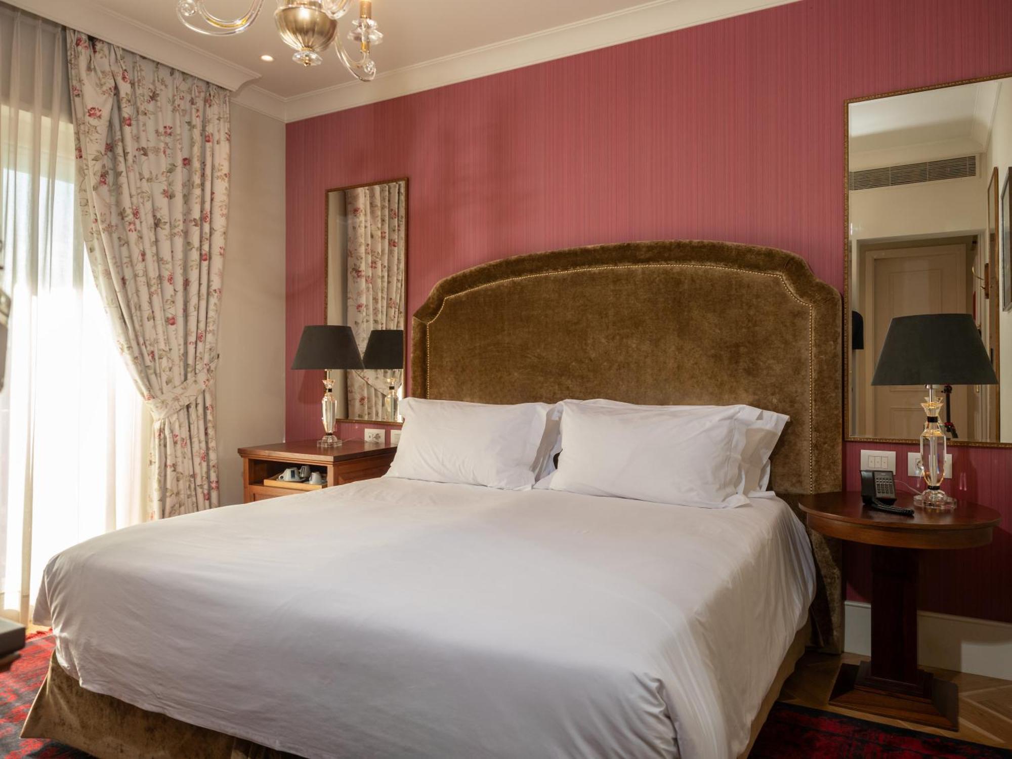Ebel Boutique Hotel Tiranë Eksteriør bilde